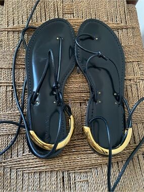 AMANU Sandals Women’s 40 Thong Sandal  Black Gold Lace-Up